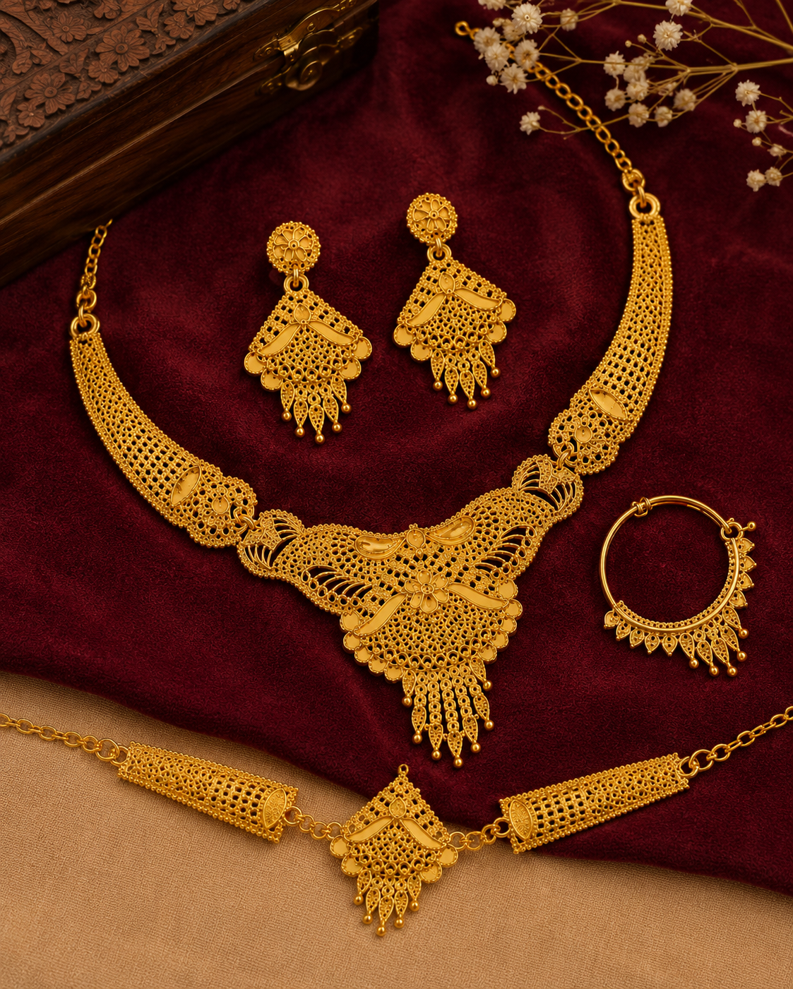 Royal Heritage Gold Filigree Jewelry Set for Women.